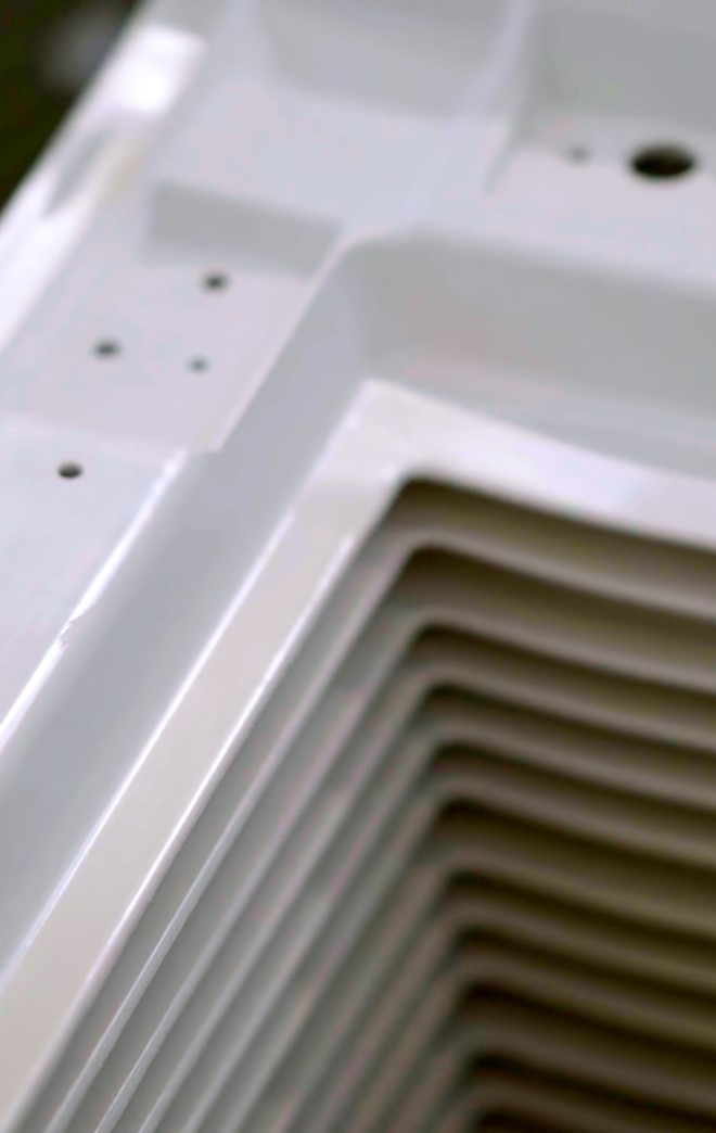 Applications and Raw Materials of SMC Compression Molding at Suasemould